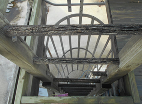 failed wooden ladder rung failed wooden ladder rung