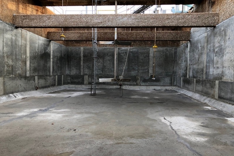 coker gantry crane reliability