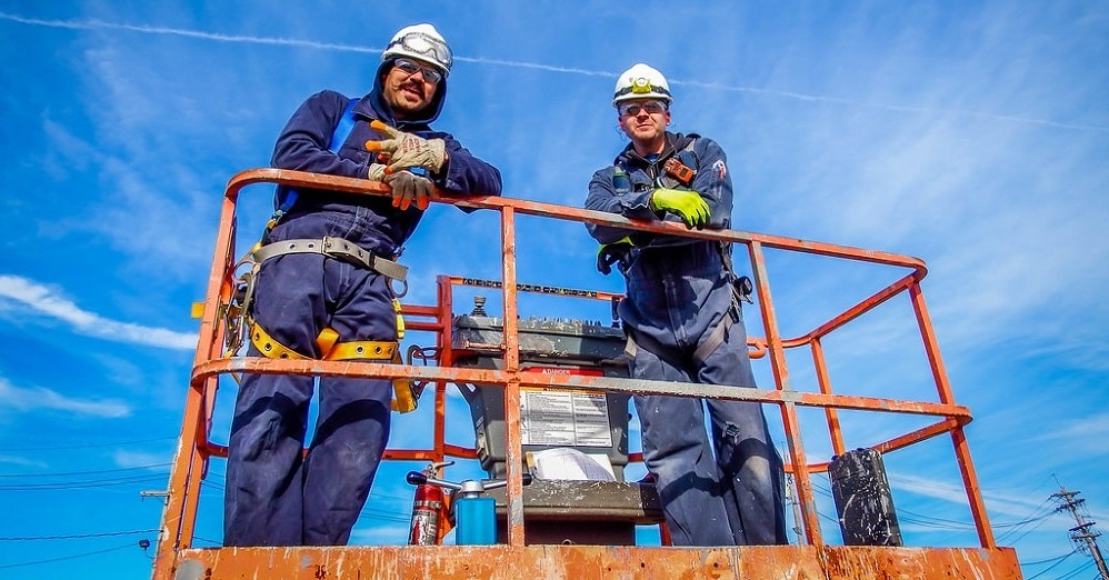 brindley engineers on cherry picker